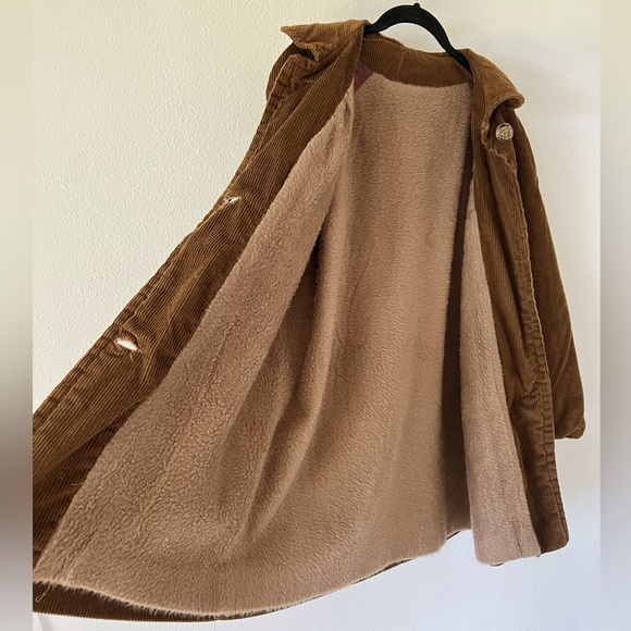 Vintage Camel Brown Corduroy Coat Peter Pan Collar Bracelet Sleeves - Picture 7 of 15